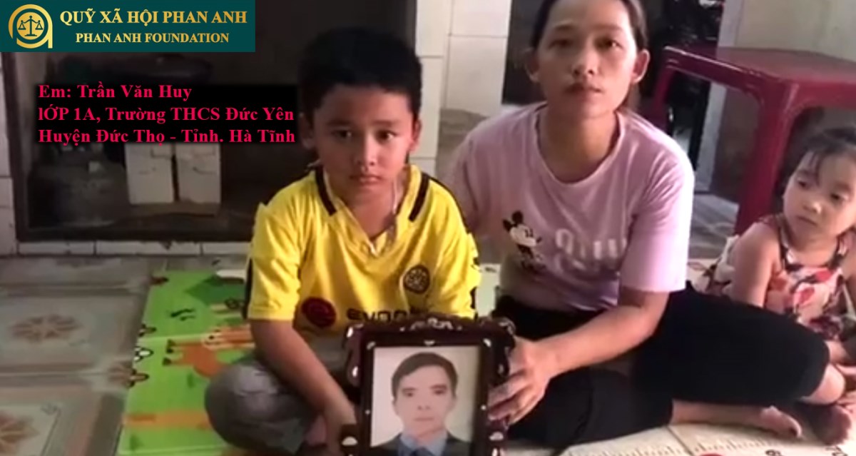 Ảnh cặp lá yêu thương - em Trần Văn Huy